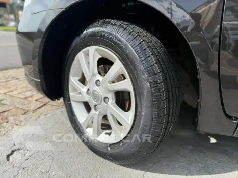 LIVINA 1.6 16V Flex Fuel 5p