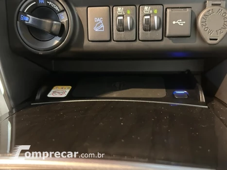 HILUX SW4 2.8 D-4D TURBO DIAMOND 7L 4X4 AUTOMÁTICO