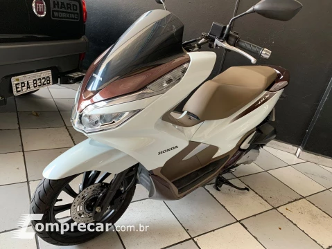 HONDA PCX DLX 150