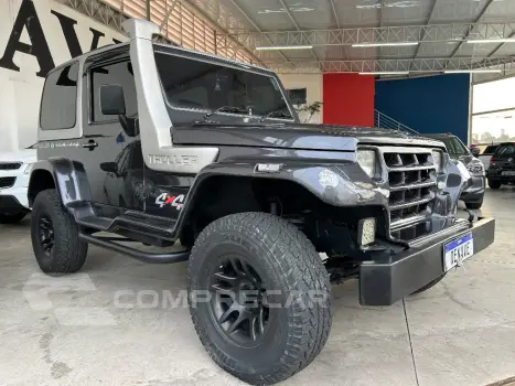 T-4 4x4 2.8 TB Int. Cap. Rígida Diesel