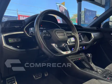 Q3 2.0 40 TFSI GASOLINA PERFORMANCE BLACK QUATTRO TIPTRONIC