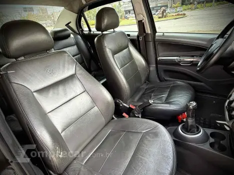 VOYAGE 1.0 MI 8V FLEX 4P MANUAL