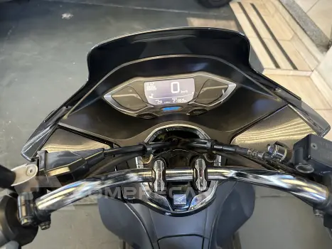 PCX 160