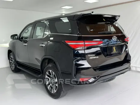 HILUX SW4 2.8 D-4d Turbo Diamond 7L