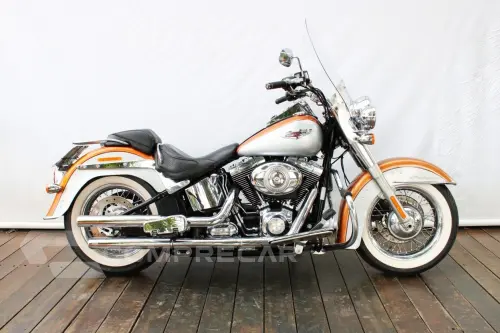 HARLEY-DAVIDSON SOFTAIL DELUXE