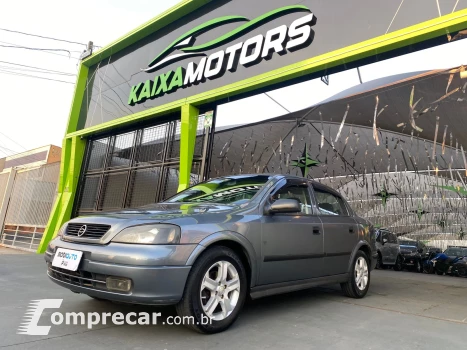 ASTRA 1.8 MPFI Sedan Comfort 8V