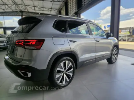 TAOS 1.4 250 TSI TOTAL FLEX HIGHLINE AUTOMÁTICO