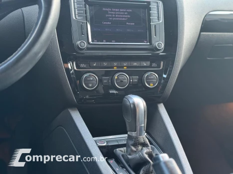 JETTA Highline 2.0 TSI 16V 4p Tiptronic