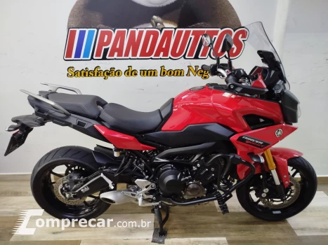 Tracer 900 GT