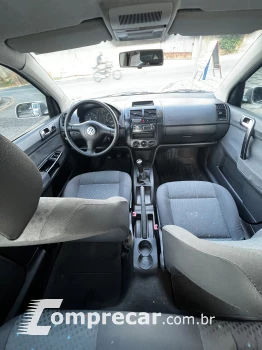 POLO SEDAN 1.6 8V