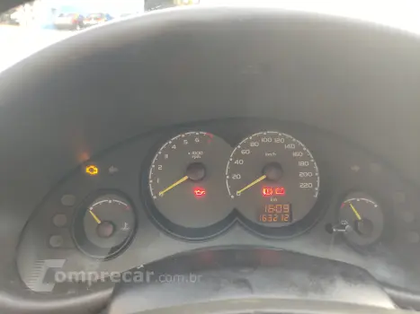 CORSA 1.0 MPFI Classic Sedan Life 8V