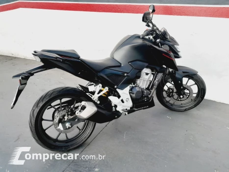 CB 300F Twister Flex