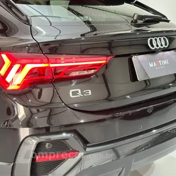 Q3 Performance 2.0 TFSI Tiptr. Quattro