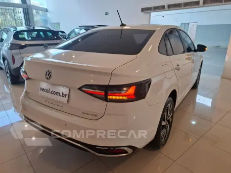 Virtus 1.0 4P 200 TSI FLEX HIGHLINE AUTOMÁTICO