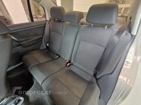 POLO SEDAN 2.0 MI Comfortline 8V