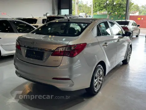 HB20S 1.6 COMFORT PLUS 16V FLEX 4P AUTOMATICO