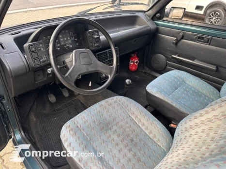UNO - 1.0 MILLE 8V 2P MANUAL