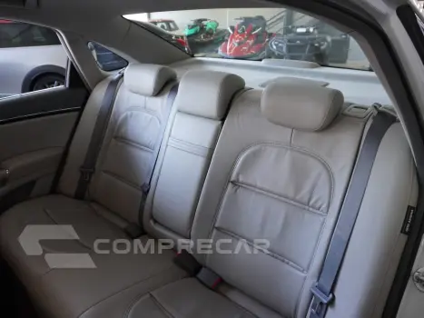 AZERA 3.3 MPFI GLS SEDAN V6 24V GASOLINA 4P AUTOMÁTICO