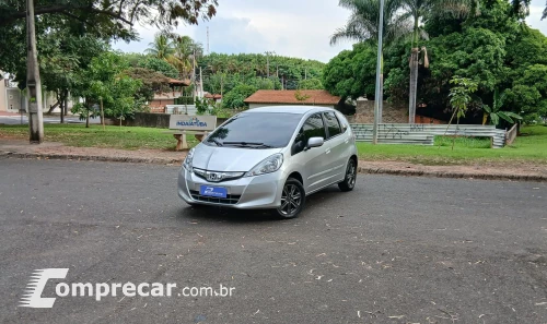 Honda FIT 1.4 LX 8V 4 portas