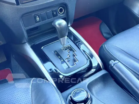 L200 TRITON 2.4 16V TURBO DIESEL SPORT HPE TOP CD 4P 4X4 AUT