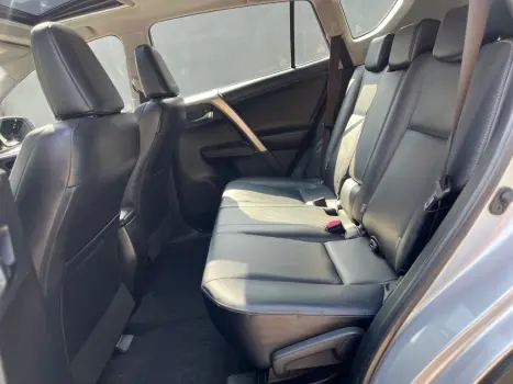 RAV4 2.0 4x4 16V Aut.