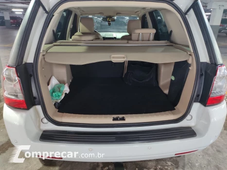 FREELANDER 2 2.2 SE SD4 16V Turbo