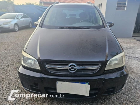 CHEVROLET Zafira Expres. 2.0 MPFI FlexPower 5p Aut 4 portas