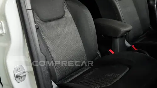 Renegade Sport 1.8 4x2 Flex 16V Aut.