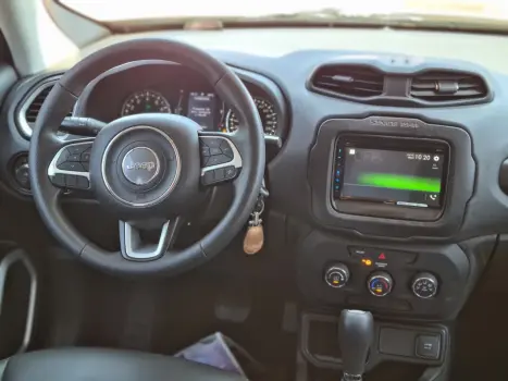 Renegade 1.8 4x2 (Aut) (Flex)