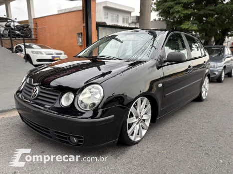 Volkswagen POLO 1.6 MI 8V 4 portas