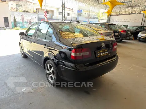 POLO SEDAN 1.6 MI 8V