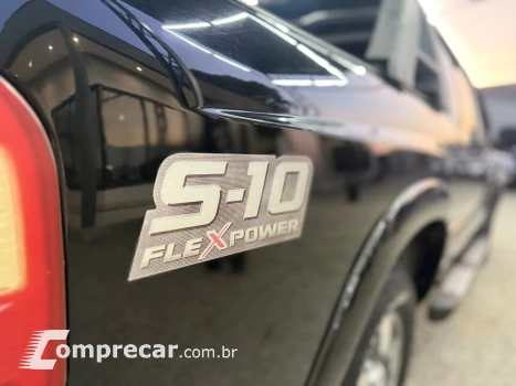 S10 2.4 MPFI Executive 4X2 CD 8V