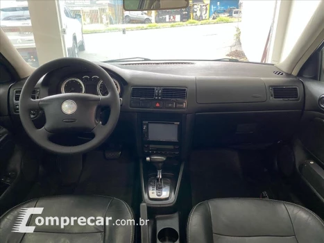 BORA 2.0 MI 8V GASOLINA 4P AUTOMÁTICO