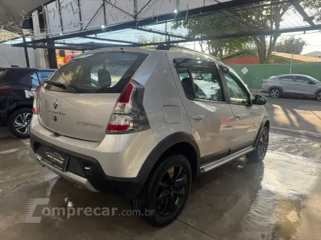 SANDERO 1.6 16V SCE Stepway