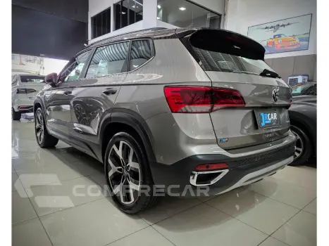 TAOS 1.4 250 TSI TOTAL FLEX HIGHLINE AUTOMÁTICO