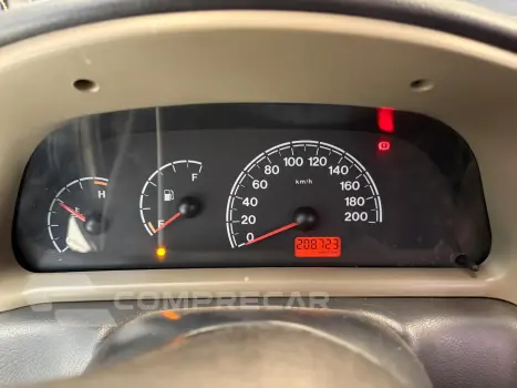 SIENA 1.0 MPI FIRE CELEBRATION 8V FLEX 4P MANUAL