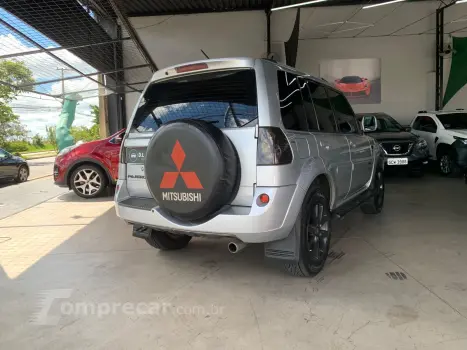 Pajero TR4 2.0/ 2.0 Flex 16V 4x4 Aut.