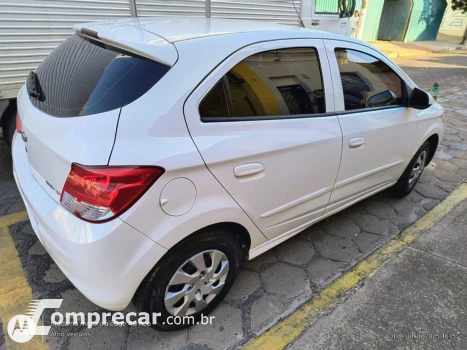 ONIX HATCH LT 1.0 8V FlexPower 5p Mec.