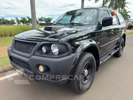 Mitsubishi PAJERO 2.8 Sport 4X4 8V Turbo Intercooler 4 portas