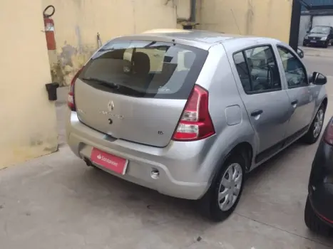 SANDERO - 1.6 EXPRESSION 8V 4P MANUAL
