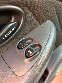 PALIO 1.0 MPI Fire Celebration 8V