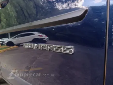 COMPASS - 2.0 16V LONGITUDE 4X4 AUTOMÁTICO