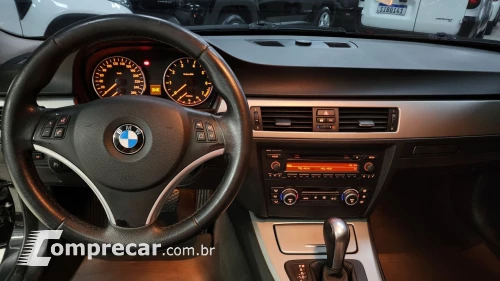 320i
