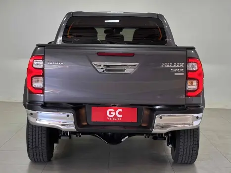 HILUX 2.8 D-4D TURBO DIESEL CD SRX PLUS 4X4 AUTOMÁTICO