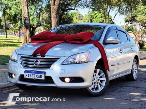 NISSAN SENTRA 2.0 SV 16V FLEX 4P AUTOMÁTICO 4 portas