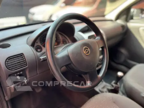 CORSA 1.4 MPFI Premium 8V