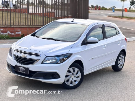 Onix 1.4 LT SPE/4
