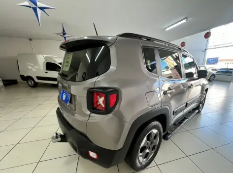 Renegade 1.8 16V 4P FLEX AUTOMÁTICO