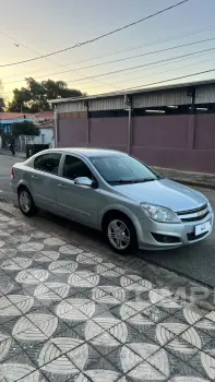 VECTRA 2.0 MPFI Elegance 8V