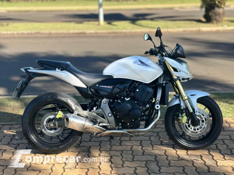 CB 600F HORNET